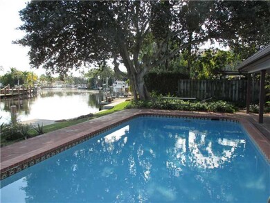 Swimming Pool/Hot Tub/Sauna