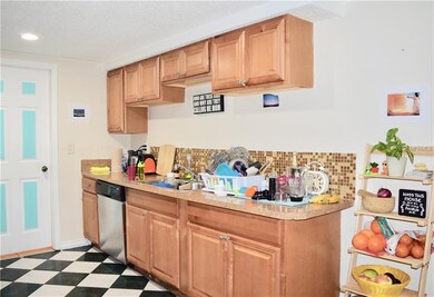 Updated Kitchen with nice back splash.