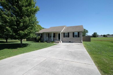 426 Brook Hollow Cir, Manchester, TN 37355 - photo 2