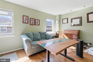 514 Randolph Ct unit C, Philadelphia, PA 19147 - photo 4