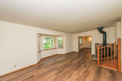131 N, Trinity Center, CA 96091 - photo 4
