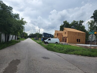 9714 Beckley St, Houston, TX 77088 - photo 7