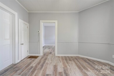 817 Buffalo St, Shelby, NC 28150 - photo 7