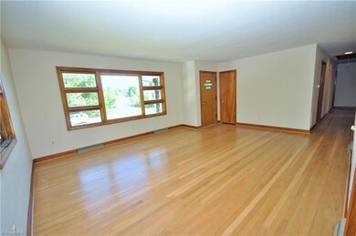 1306 Kersey Valley Rd, Archdale, NC 27263 - photo 3