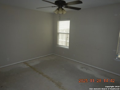 193 Finch Knoll, San Antonio, TX 78253 - photo 6