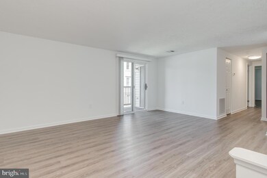 817 Stratford Way unit G, Frederick, MD 21701 - photo 2