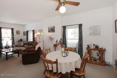 2007 Sinclair Ave NE, Grand Rapids, MI 49505 - photo 3