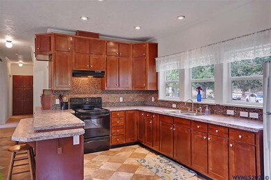 22750 Finn Rd, Sheridan, OR 97378 - photo 2