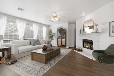 DIGITAL STAGED FAMILY ROOM