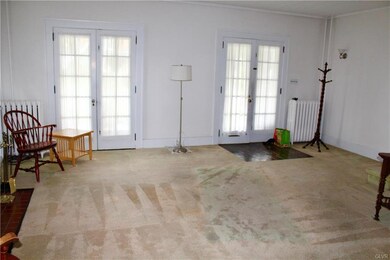 2242 W Fairview St, Allentown, PA 18104 - photo 4