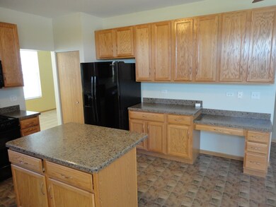 3809 Stockton Dr, Joliet, IL 60436 - photo 6