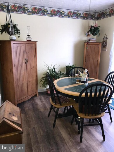 827 Olive Branch Ct, Edgewood, MD 21040 - photo 2