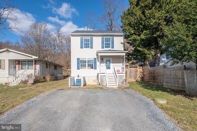 608 Tritapoe Dr, Knoxville, MD 21758 - photo 4