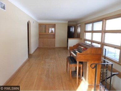 9140 Dupont Ave S, Bloomington, MN 55420 - photo 2