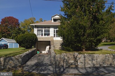 823 Leiszs Bridge Rd, Reading, PA 19605 - photo 4