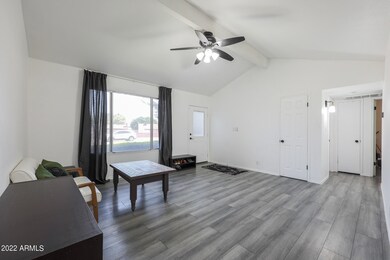 6514 S Lakeshore Dr unit B, Tempe, AZ 85283 - photo 6