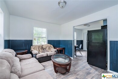 206 E Reagan Ave, Copperas Cove, TX 76522 - photo 5