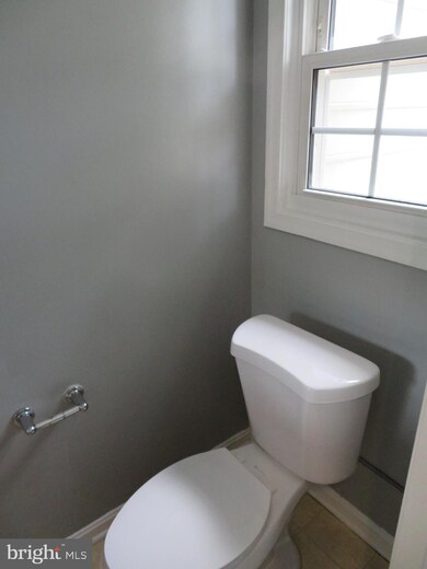 1485 Lowell Ct, Crofton, MD 21114 - photo 4