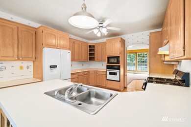 2219 Kibler Ave, Enumclaw, WA 98022 - photo 7