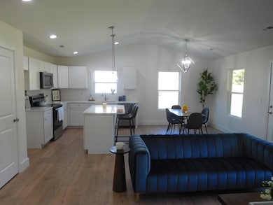 772 Darwin Rd, Gaffney, SC 29340 - photo 2