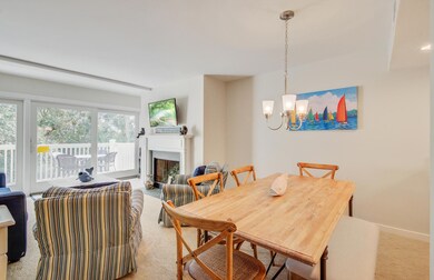 7a. Dining room