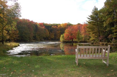 218 Basswood Dr, Hawley, PA 18428 - photo 3