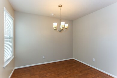 8843 Doak Ln, Houston, TX 77075 - photo 5