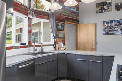 720 Summit Loop Listing Pics - 5 of 29
