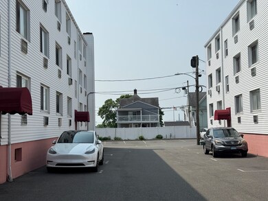 4 van Zant St unit B8, Norwalk, CT 06855 - photo 4