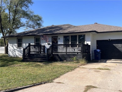 611 Summit Rd, Knob Noster, MO 65336 - photo 2