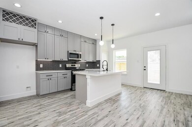 2409 Ferguson Way, Houston, TX 77088 - photo 7