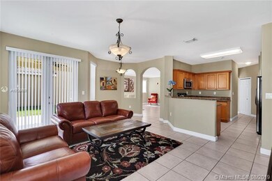11223 NW 47th Ln, Doral, FL 33178 - photo 7
