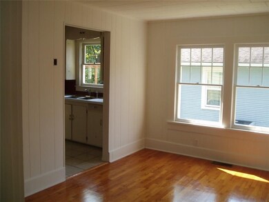 318 S Washington Ave, Fayetteville, AR 72701 - photo 6