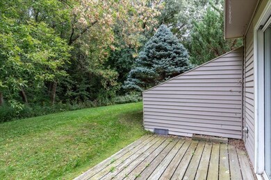 44 Overlook Dr, South Burlington, VT 05403 - photo 5