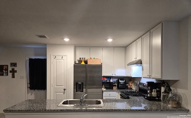 2815 Millikan Dr, Converse, TX 78109 - photo 6