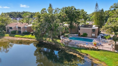 10433 Carrollbrook Ct unit 105, Tampa, FL 33618 - photo 2