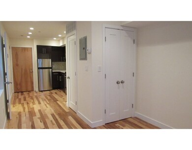 419 Hanover St unit 4, Boston, MA 02113 - photo 2