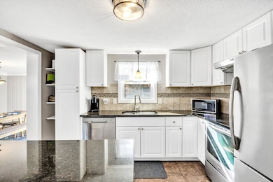 15 Pershing Dr, East Falmouth, MA 02536 - photo 7