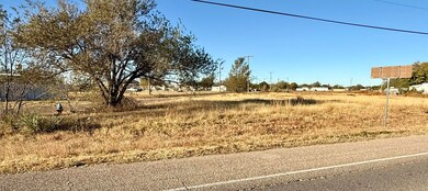 2287 E 48th St, Lubbock, TX 79404 - photo 3