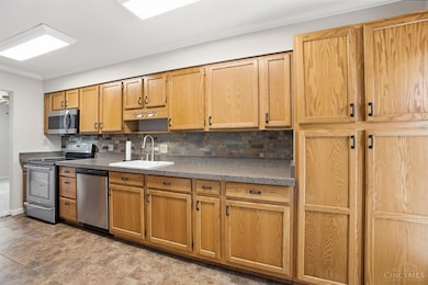 6277 Twig Ln, Cincinnati, OH 45230 - photo 7