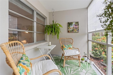 3711 Almeria Ave unit 3-N, Sarasota, FL 34239 - photo 4