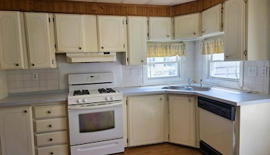 301 S Main St unit 29, Newtown, CT 06470 - photo 4