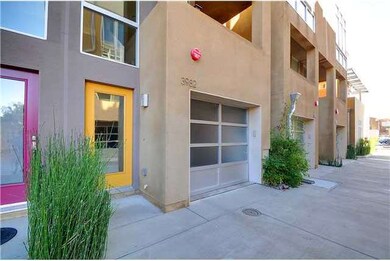 3982 Dove Street entry