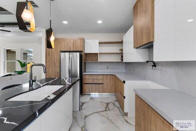 707 Beanka Dr, La Feria, TX 78559 - photo 5