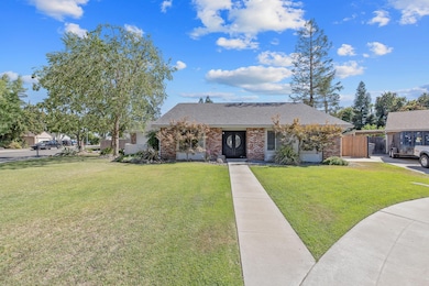 6593 N Winery Ave, Fresno, CA 93710 - photo 2