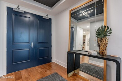 15-web-or-mls-Camelback - HD-4
