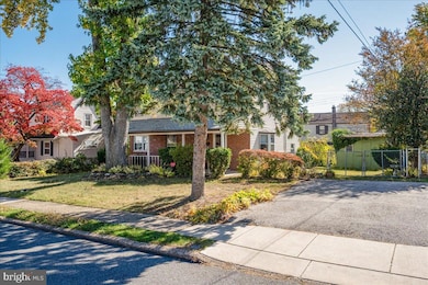 722 Thorndale Rd, Aldan, PA 19018 - photo 2