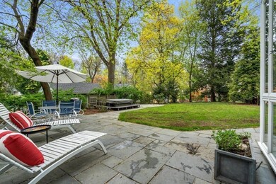 65 Duncklee St, Newton Highlands, MA 02461 - photo 4