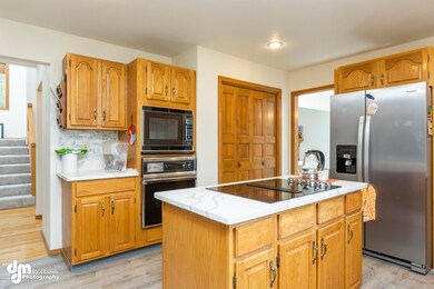 14-Kitchen-ELKO7467