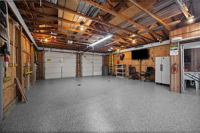 402 Beaver Ave, Aliquippa, PA 15001 - photo 4